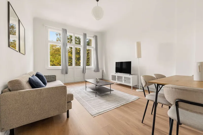 Hübsche 2-Zimmer Wohnung in Weißensee - voll möbliert — photo 1